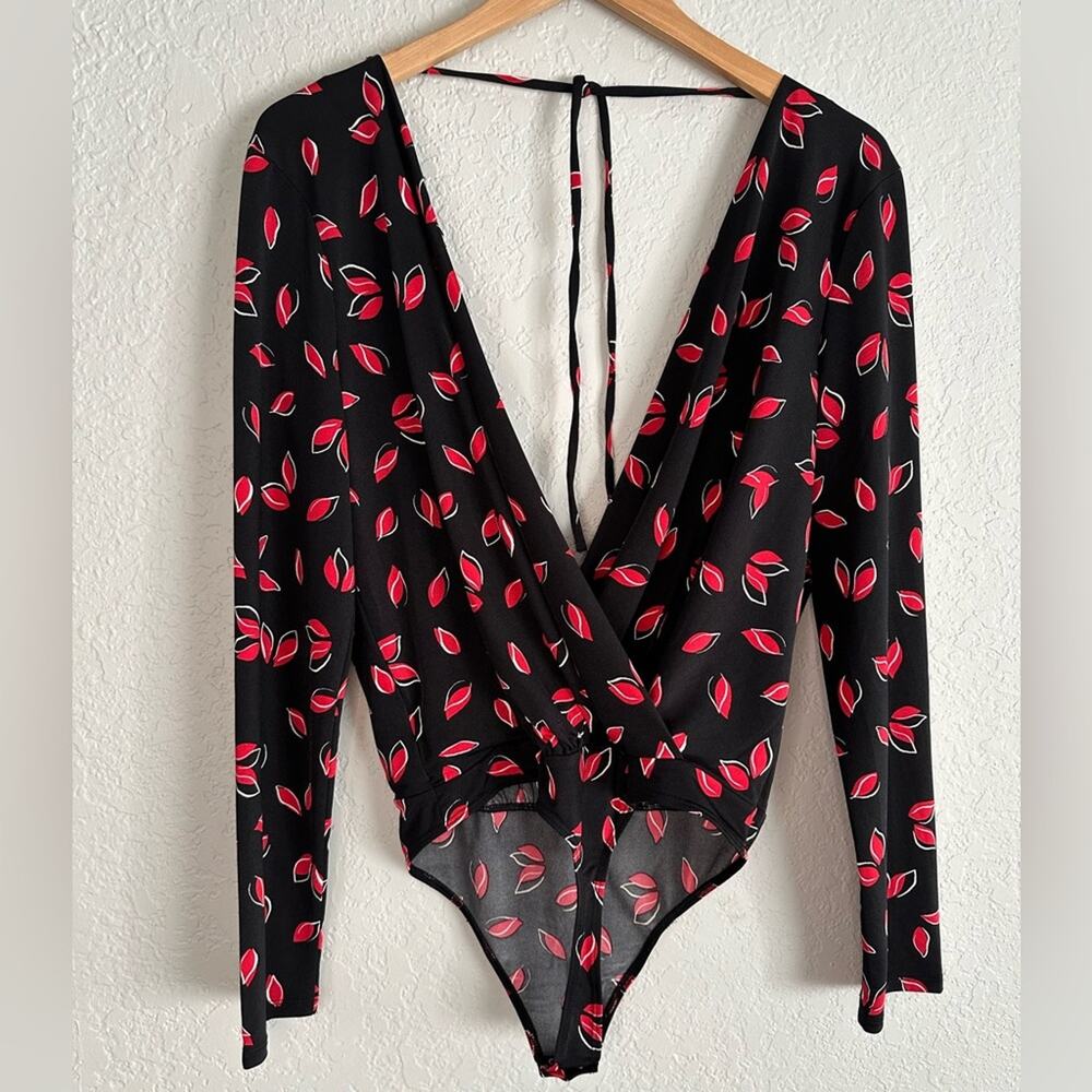 Express Kiss Lips Bodysuit Backless Black Red Medium Silky Valentine's Day Heart
